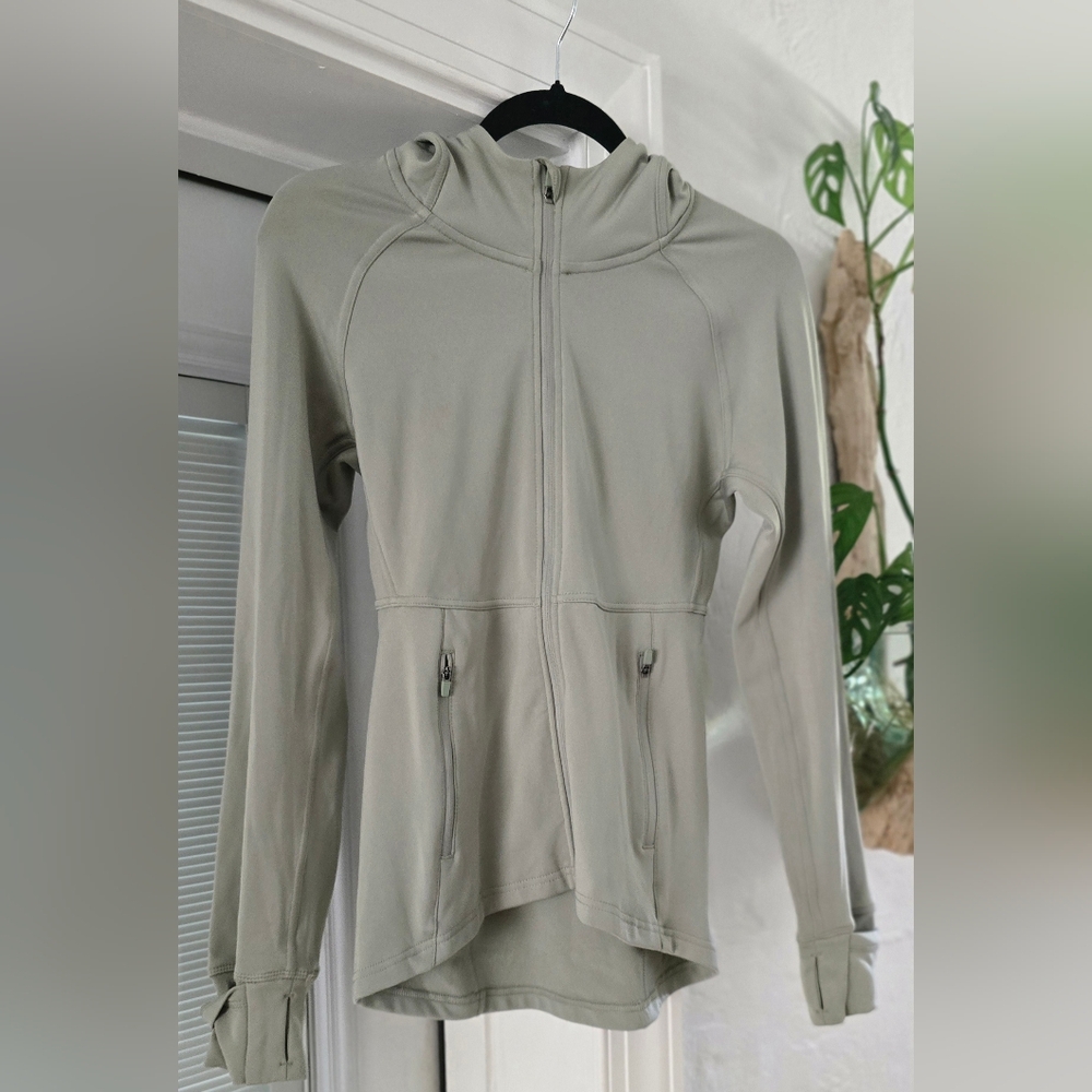Savvi Light Green Zip-Up Performance Jacket SM